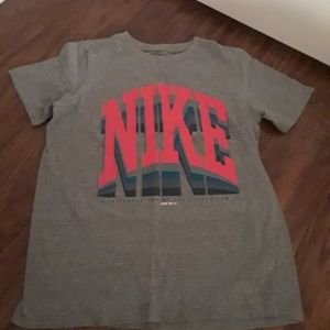 Nike boys shirt